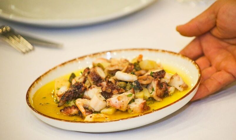 Por qué un popular restaurante croata ha eliminado el pulpo del menú