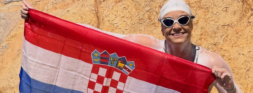 Dina Levačić hizo historia al convertirse en la segunda mujer en cruzar en solitario el lago Lago Titicaca.