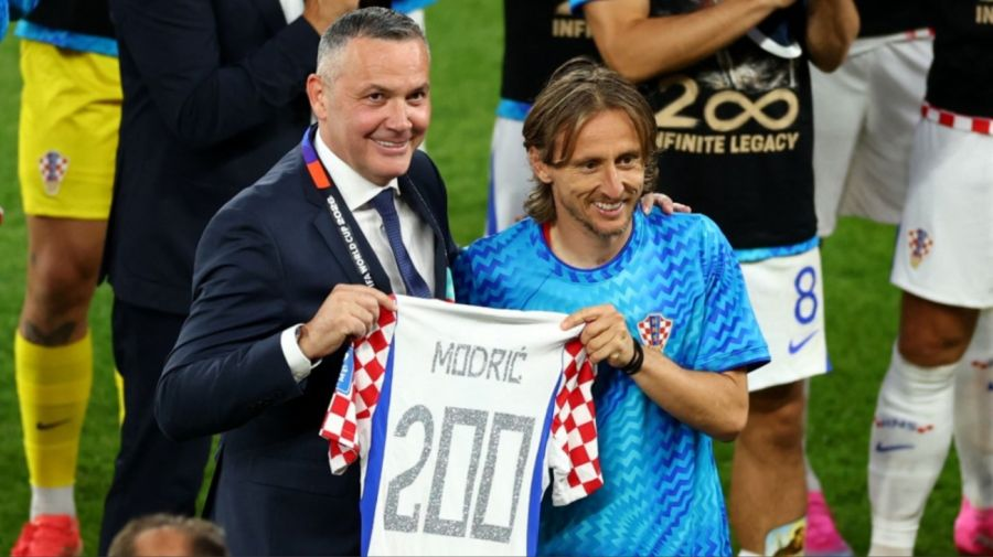 luka200