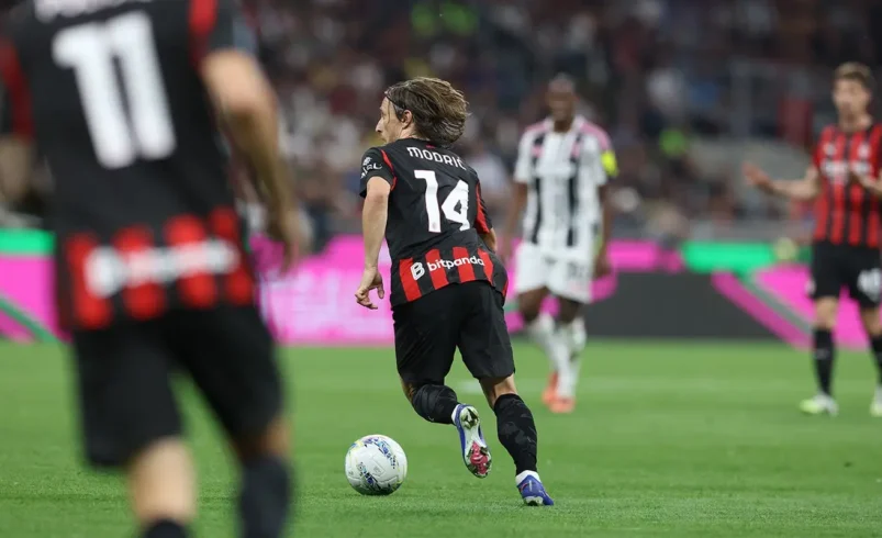 Modrić renovó su contrato con el Milan