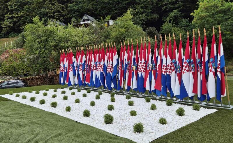 Croacia entierra a 500 víctimas de las ejecuciones cometidas por los partisanos yugoslavos