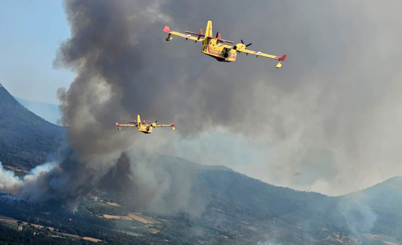 Bomberos aéreos croatas completan una misión de apoyo en Francia tras diez días de combate contra incendios
