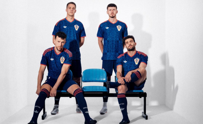 Glagolítico y encaje croata: la nueva camiseta de la selección lleva la identidad de Croacia al fútbol